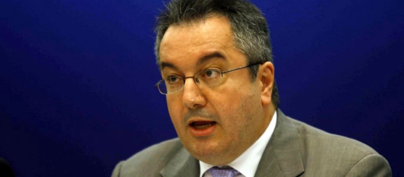 Η.Μόσιαλος: «Καθησυχαστικά τα νέα όπως δείχνουν τα ευρήματα της κλινικής δοκιμής για το εμβόλιο της AstraZeneca» (φωτό)
